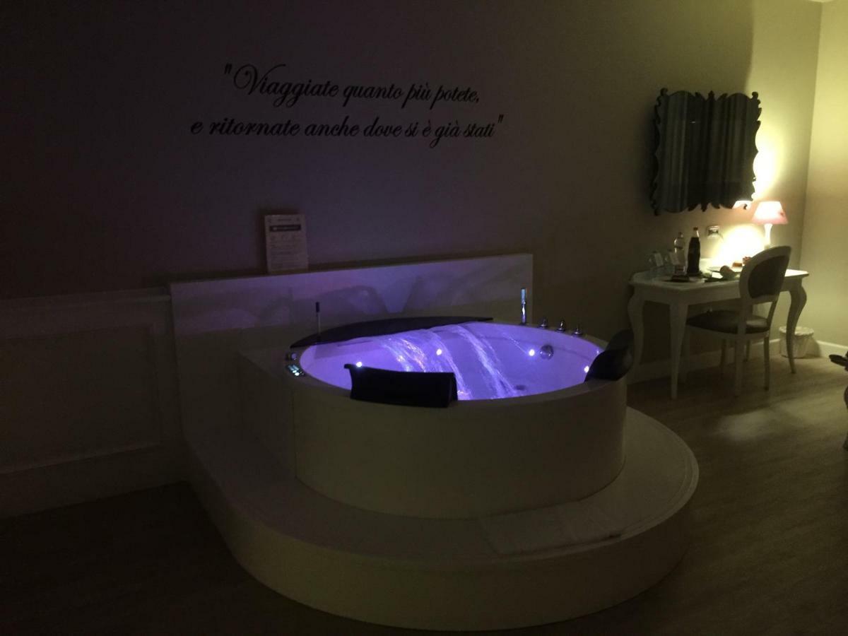 Castrocielo Suites & Apartments Liola' מראה חיצוני תמונה